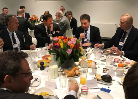18-01-2017_davos_suiza_el_ministro_de.jpg
