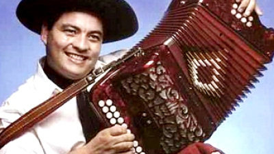 El Ángel de las 2 Hileras presentó nuevo disco