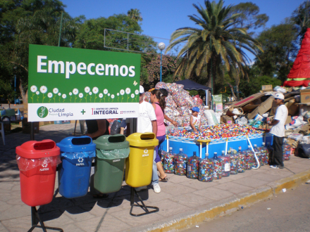Basureros-CiudadLimpia.jpg