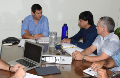 Estatales pidieron 35 % de aumento y Ocampo planteó un escenario incierto para la caja chaqueña