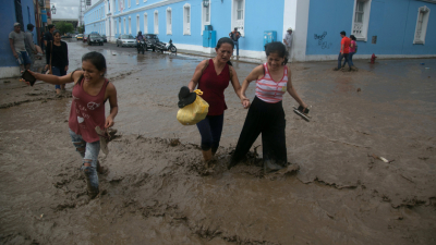 Lluvias y aludes causan 62 muertos en Perú