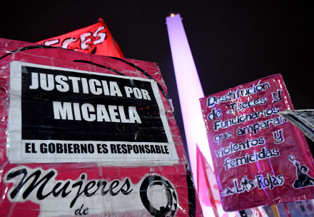 09-04-2017_buenos_aires_centenares_de_personas (1).jpg
