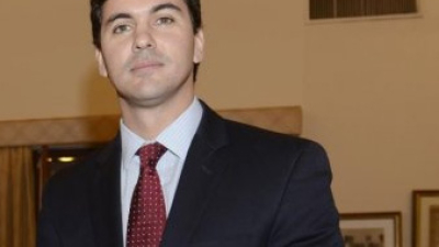 Ministro de Hacienda de Paraguay se lanza a la carrera presidencial
