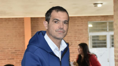 Ferrer en Villa Ángela auguró una jornada con gran afluencia de votantes