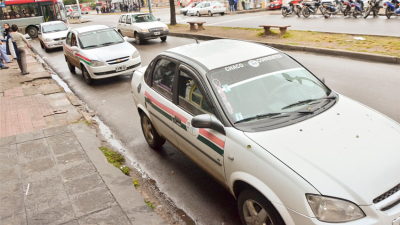 Analizan actualizar la tarifa de remises Chaco Corrientes
