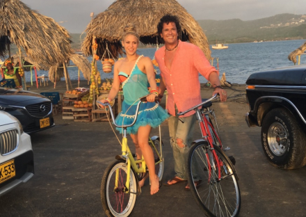 Shakira y Carlos Vives.jpg