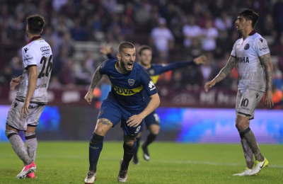 Boca superó a Lanús y sigue como puntero de la Superliga