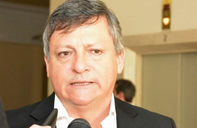Peppo reasume hoy la gobernación y convocaría a diputados por el presupuesto