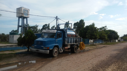 CAMION-QUE-PIDIO-PRESTADO-S.jpg