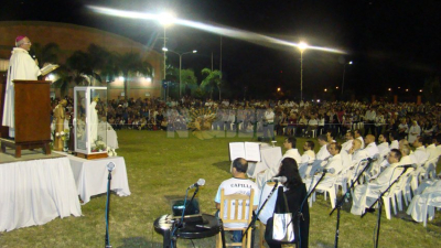 La misa crismal en Makallé congregó a toda la arquidiócesis