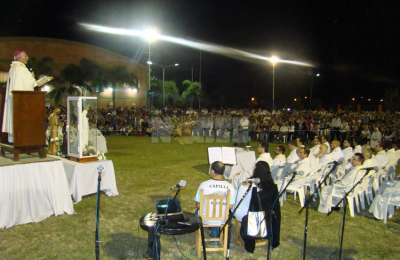 La misa crismal en Makallé congregó a toda la arquidiócesis