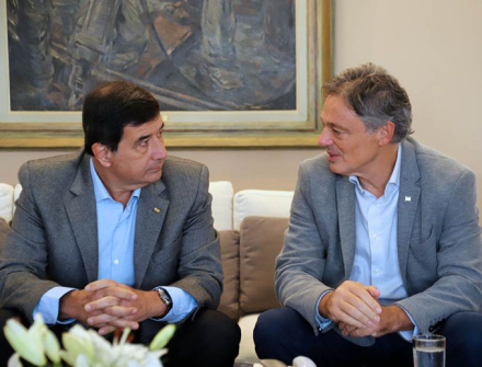 Beltran con Cabrera.jpg