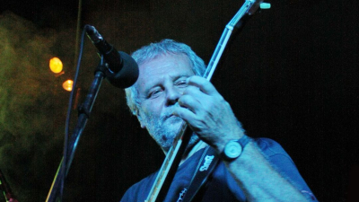 Claudio Gabis celebra 50 años de Blues y Rock