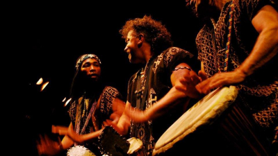 Taller intensivo de percusión y danza afrobrasilera