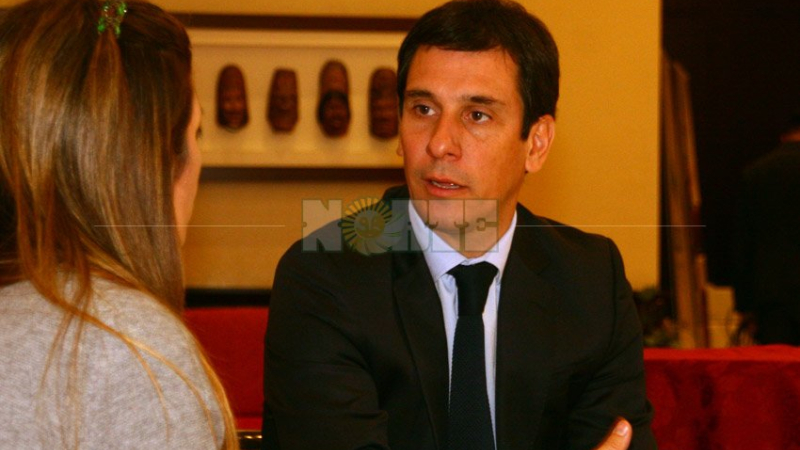 “No podemos asumir compromisos de más viviendas que excedan el equilibrio fiscal”