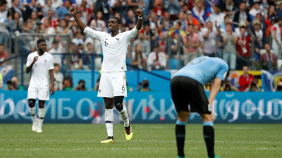 Francia avanza a semifinales del Mundial con triunfo 2-0 sobre Uruguay