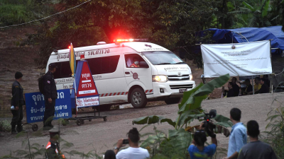 Emocionante rescate de los niños atrapados en una cueva en Tailandia