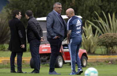 Nueva reunión entre Tapia y Sampaoli: el DT diseña lista de citados del sub 20