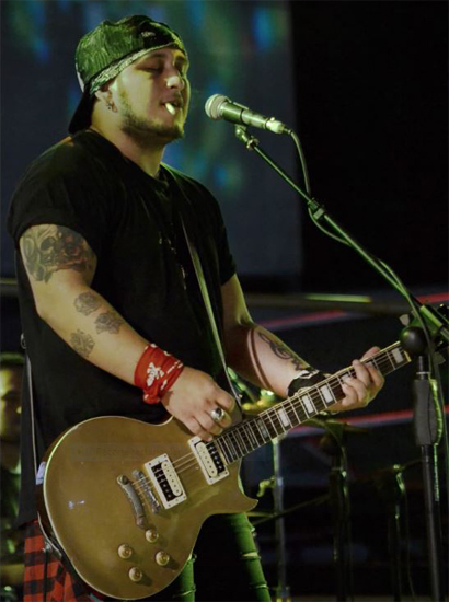 banda 9.jpg