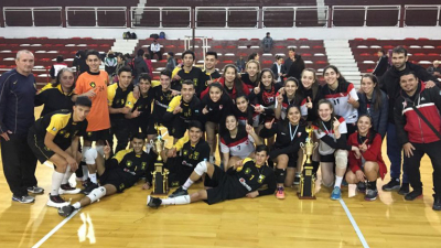 Provincial sub 19 de vóley: Regatas y Sensación los campeones