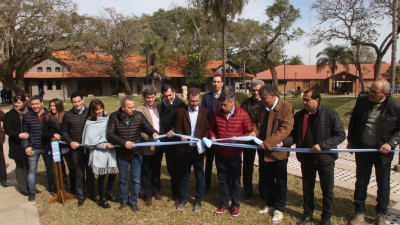 Tras la inauguración de obras, Peppo se reúne con empresarios en la Isla del Cerrito