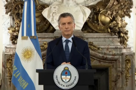 macri7.jpg