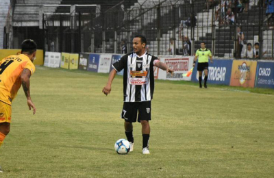 For Ever busca su primera alegría federal