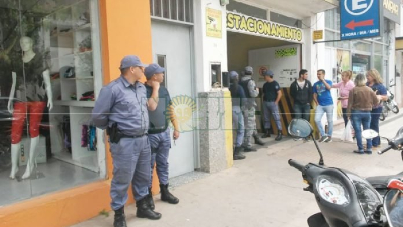 Murió un operario al desplomarse el techo de un estacionamiento