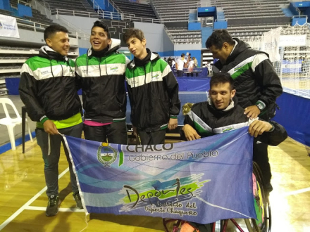 tenis adaptado.JPG
