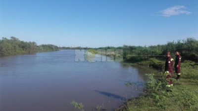Buscan intensamente a un menor que se arrojó al canal de la Soberanía