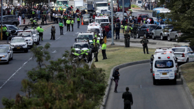 Al menos 8 muertos por la explosión de un coche-bomba en una escuela de policías en Bogotá