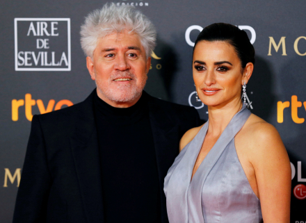 goya Pedro Almodovar y Penelope Cruz.jpg