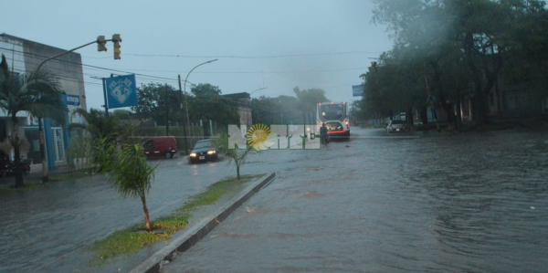 <p>Las calles volvieron a inundarse. </p>
<p> </p>