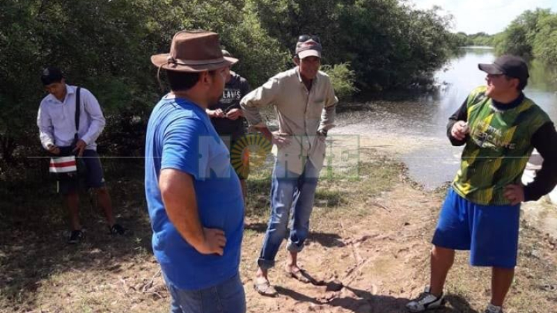 Continúa la asistencia a familias aisladas por la crecida del río en El Impenetrable