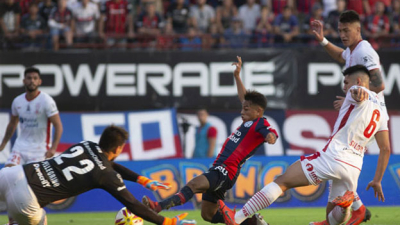 San Lorenzo y Huracán dejaron todo para la revancha