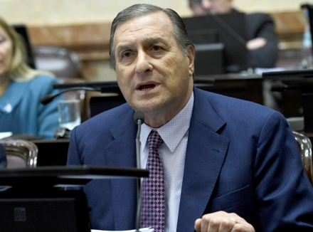 senador.jpg