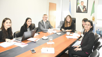 Dio inició la capacitación para agentes de la oficina de coordinación juicio por jurados