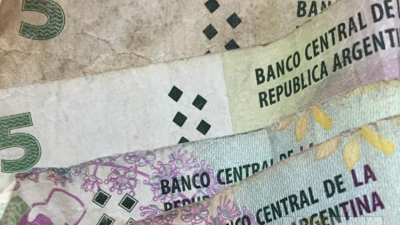 Hoy arranca el canje de los billetes de $5