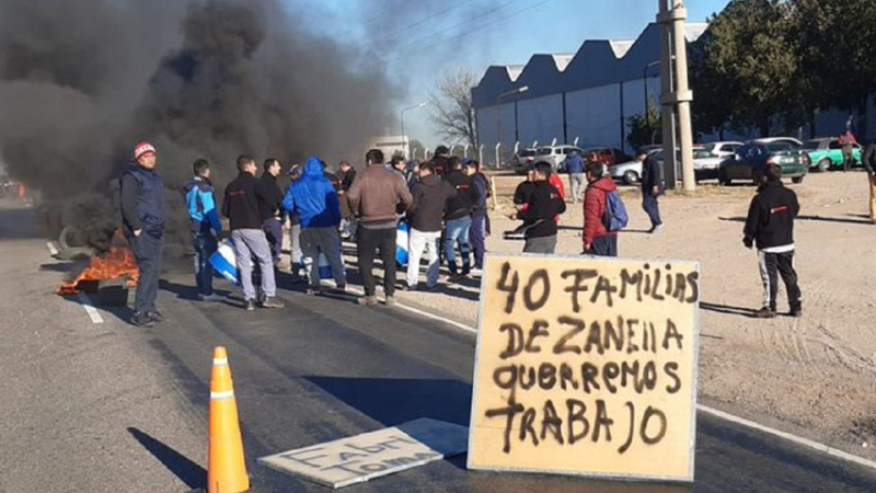 Por falta de ventas cierran planta de Zanella en Córdoba y trabajadores se niegan a irse