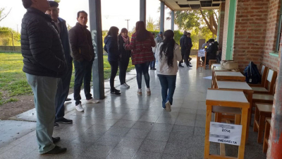 Una encuesta indica cierta tendencia hacia la derecha en el electorado 