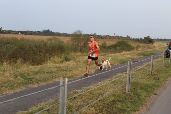 Gentileza de la fanpagede Facebook: Maratón Río Paraná.