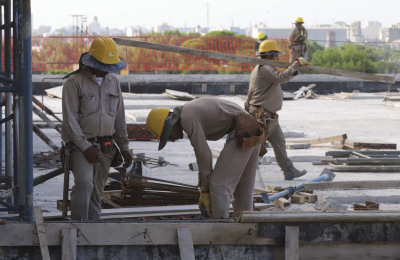 En el Chaco trabajadores y salarios de la construcción en caída libre