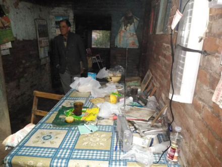 58don-pedro-en-su-vivienda.jpg