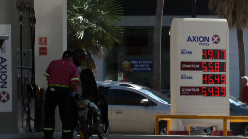 En Resistencia ya se paga la nafta premium a más de $56 el litro