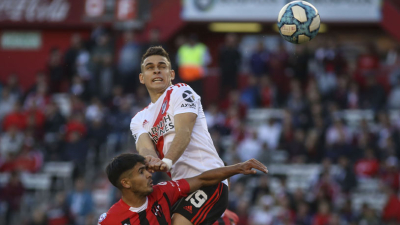 River derrotó a Patronato y quedó a un punto de la cima