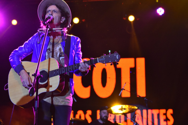 Coti y Los Brillantes en Corrientes 