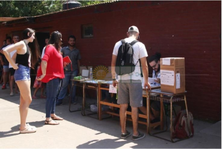 votantes calor.JPG