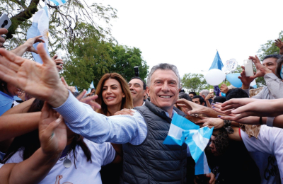 Macri pasó por Corrientes y convocó a la “Marcha del millón”