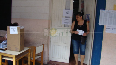 Jornada de intenso calor y ventosa para ir a votar