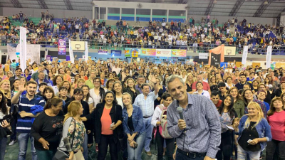 Exitoso desarrollo de la Feria del Libro Multicultural que entra en su etapa final